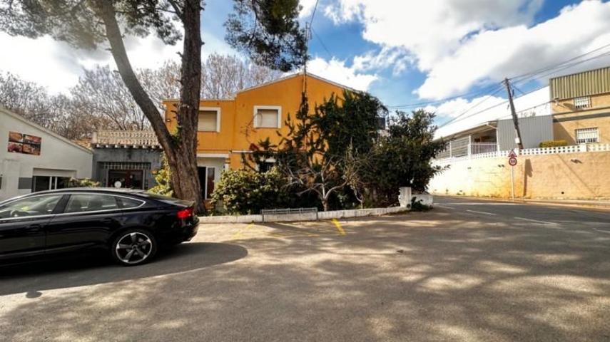 Casa con terreno en venta en Denia, Casco Urbano photo 0