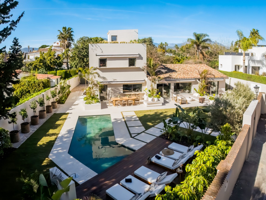 Chalet en venta en San Pedro de Alcántara, Cortijo Blanco photo 0