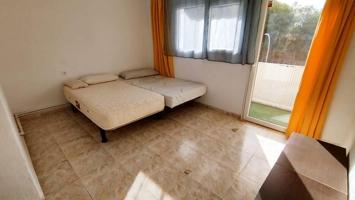 Apartamento en venta en Alicante, Colonia requena photo 0