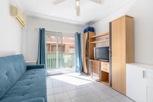 Apartamento en venta en Torrevieja photo 0