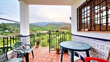 Chalet en venta en Alora, South of spain photo 0