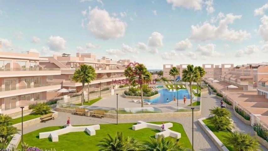 Adosada en venta en Pilar de la Horadada, Zona Pueblo photo 0