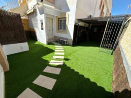 Bungalow en venta en Torrevieja, Centro photo 0