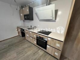 Planta baja en venta en Vilanova del Camí, Barri La Pau photo 0