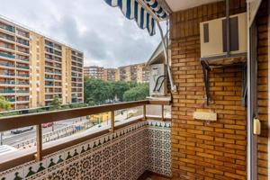 Piso en venta en Sevilla, Juncal photo 0