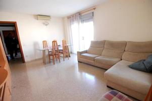 Piso en venta en Badalona, Sant Roc photo 0