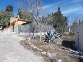 Chalet en venta en Algueña photo 0