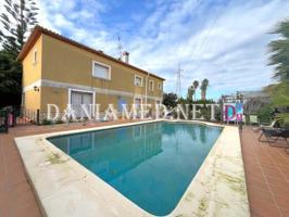 Chalet en venta en Oliva, Oliva photo 0