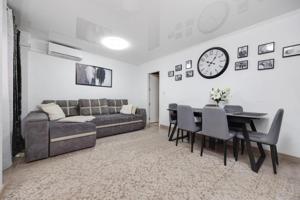 Apartamento en venta en Torrevieja, Playa de los locos photo 0