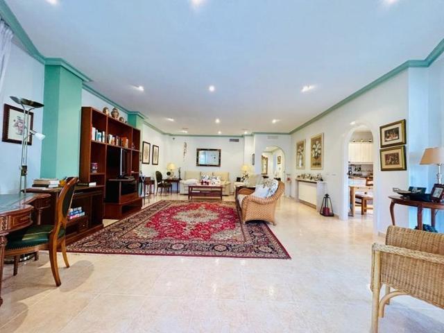 Chalet en venta en Orihuela photo 0