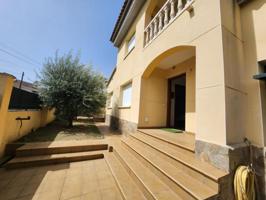 Bungalow en venta en la Pobla de Montornès, El Castell de Montornés photo 0