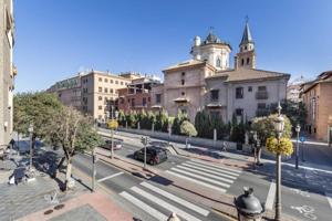 Piso en venta en Granada, Corte Ingles photo 0