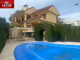 Chalet en venta en Mazarrón, Centro photo 0