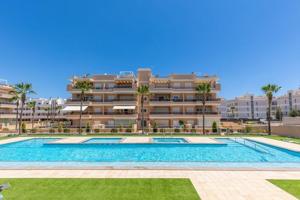 Apartamento en venta en Orihuela Costa, Los Dolses photo 0