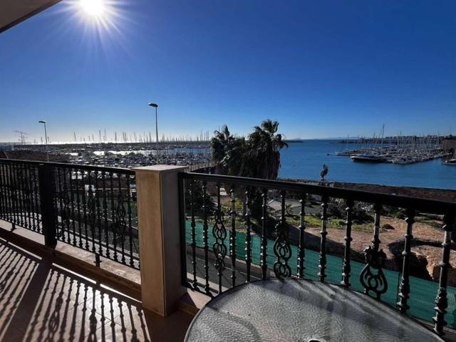 Apartamento en venta en Torrevieja photo 0