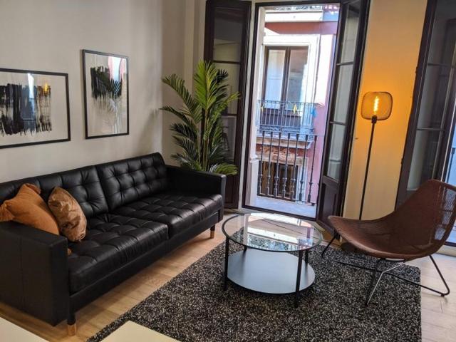 Piso en venta en Barcelona, El Gòtic photo 0