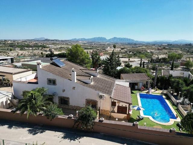 Local comercial en venta en Fortuna photo 0