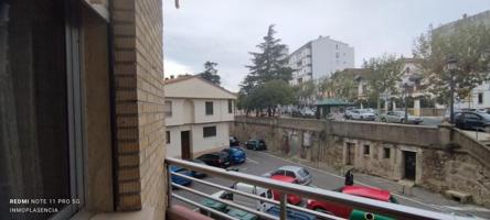 Piso en venta en Plasencia, Avenida Juan Carlos I, 10600 photo 0