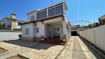 Chalet en venta en Cubelles, Les Salines photo 0