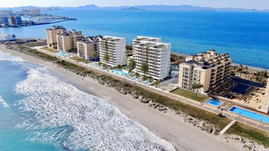 Apartamento en venta en La Manga del Mar Menor, Residencial dos Mares km15 photo 0