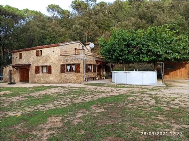 Casa en venta en Fogars de la Selva photo 0