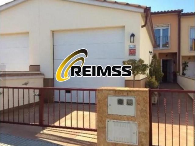 Casa en venta en Caldes de Malavella photo 0