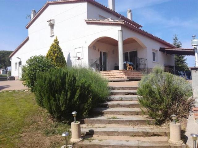 Casa en venta en Maçanet de la Selva photo 0
