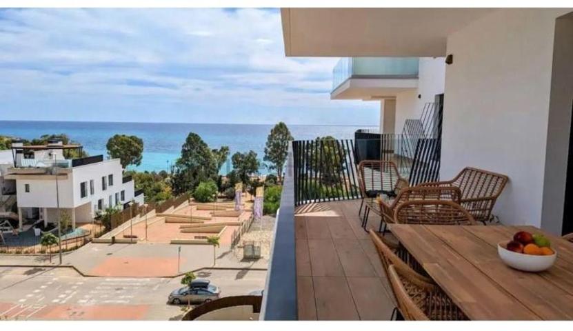 Piso en venta en Villajoyosa, Playas Del Torres photo 0