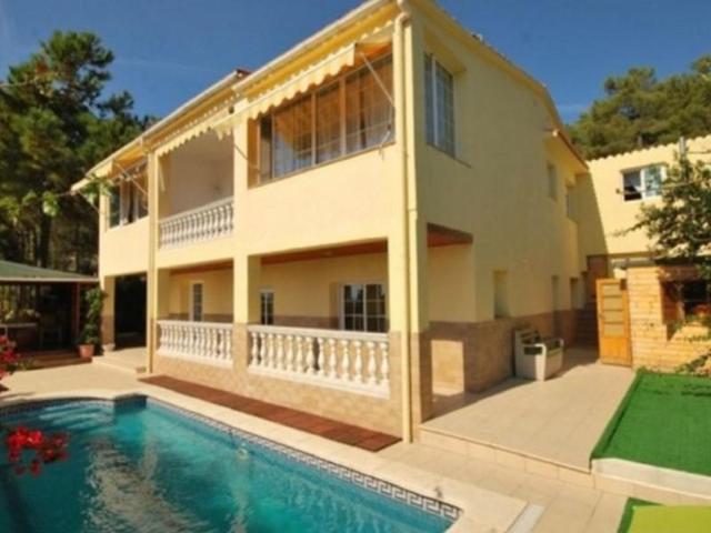 Casa en venta en Lloret de Mar photo 0