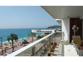 Piso en venta en Lloret de Mar photo 0