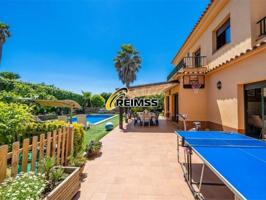 Casa en venta en Lloret de Mar photo 0