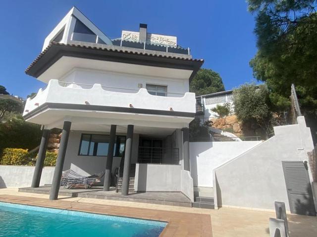 Casa en venta en Lloret de Mar photo 0