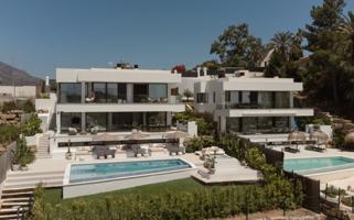 Casa en venta en Marbella photo 0