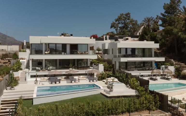 Casa en venta en Marbella photo 0