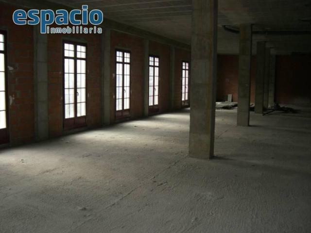 Local comercial en venta en Ponferrada, Centro photo 0