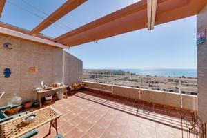 Apartamento en venta en Guardamar del Segura photo 0