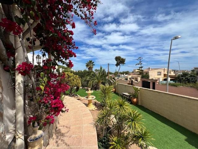Bungalow en venta en Torrevieja photo 0