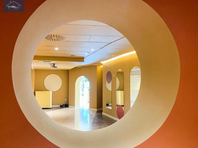 Local comercial en alquiler en Alicante, Centro photo 0