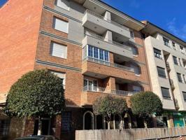 Apartamento en venta en Valencia de Don Juan, Centro photo 0