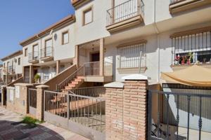 Casa en venta en Illora, Andalucia photo 0