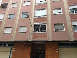 Local comercial en venta en Villena photo 0