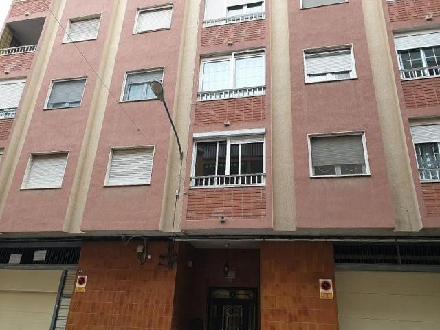 Local comercial en venta en Villena photo 0