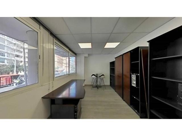 Oficina en venta en Barcelona, Porta photo 0