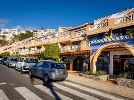 Local comercial en venta en Adeje photo 0