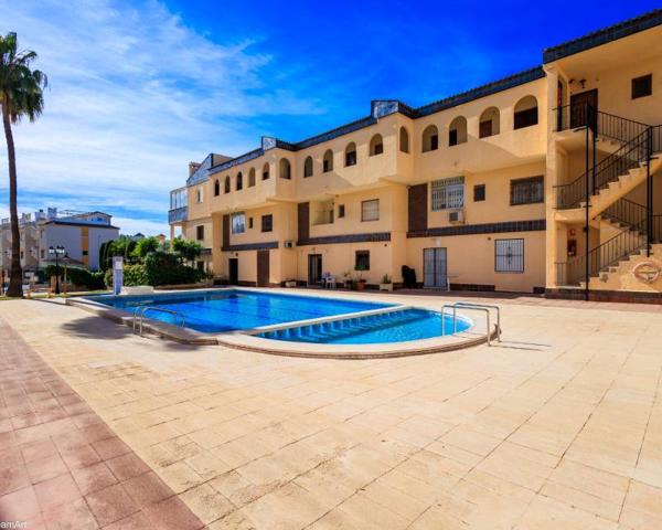 Piso en venta en Orihuela Costa, Punta Prima photo 0