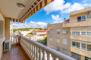Apartamento en venta en San Pedro del Pinatar, Lo pagan photo 0