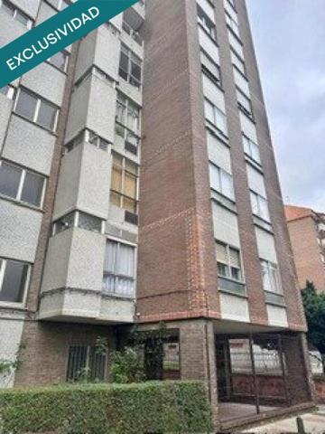 Piso en venta en Avilés photo 0