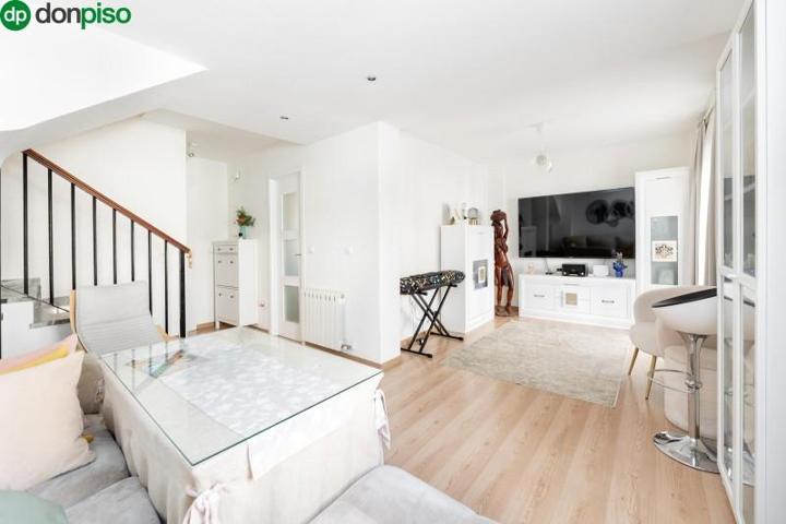 Adosada en venta en Belicena, Vega de granada zona noroeste photo 0