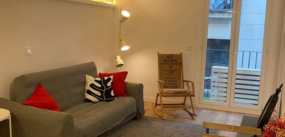 Piso en venta en Barcelona photo 0