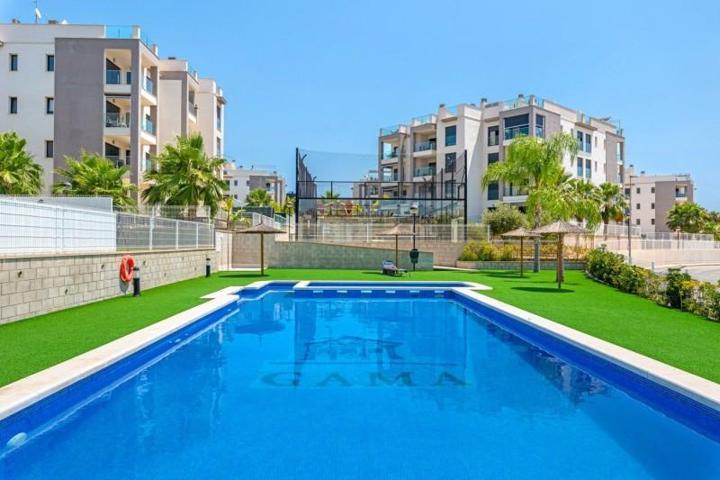 Apartamento en venta en Villamartín, Andalucia photo 0